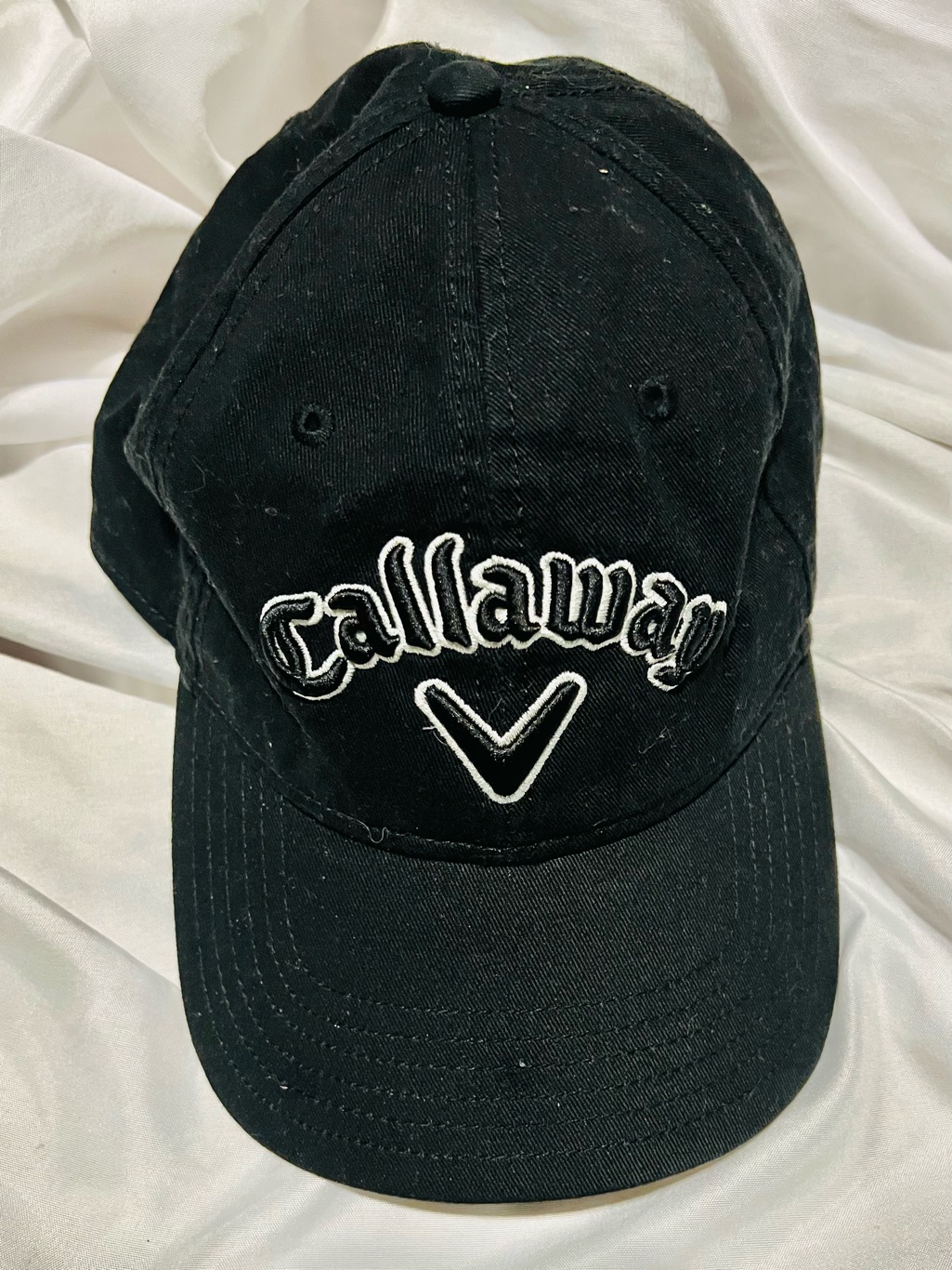 Callaway Black Baseball Cap With White Embroidered Logo